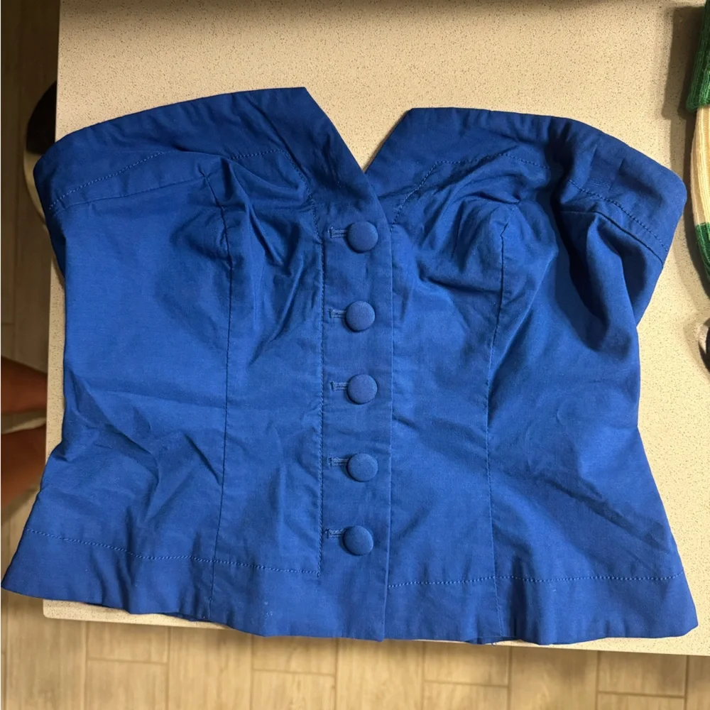 Maeve Strapless fitted Button Front Top - Picture 4 of 6